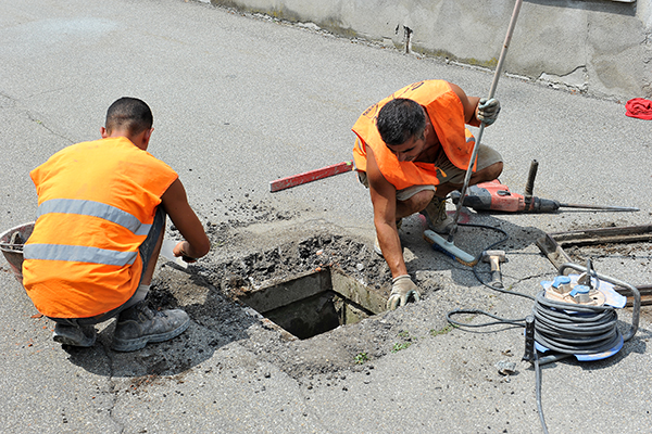 Carpignano Sesia (NO), Lavori stradali. (Foto: Massimo Mormile) Carpignano Sesia (NO), Lavori stradali. (Foto: Massimo Mormile)